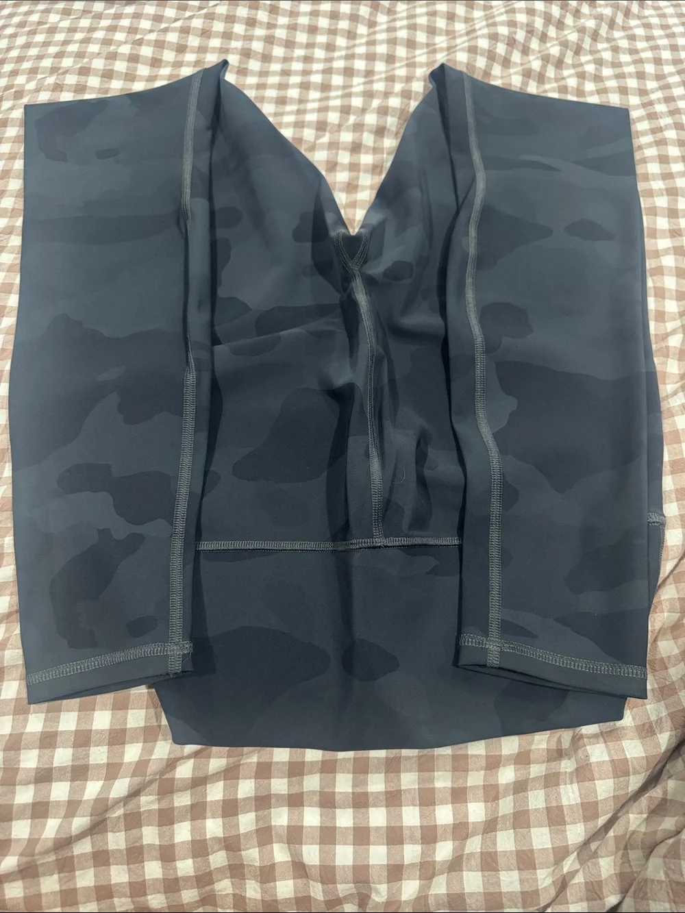 ALO Yoga Black Camo Leggings